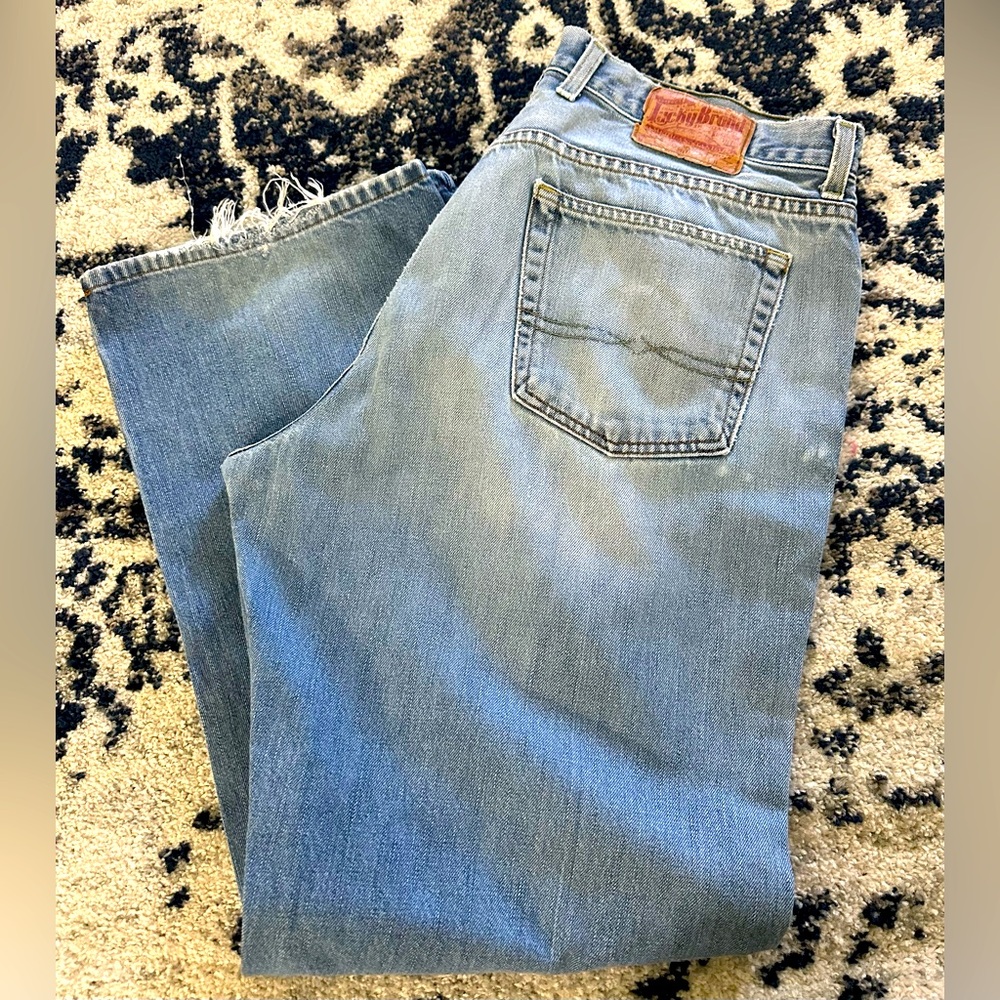 Men’s lucky brand jeans sz 36x30! Relaxed bootcut light wash! Crossroad